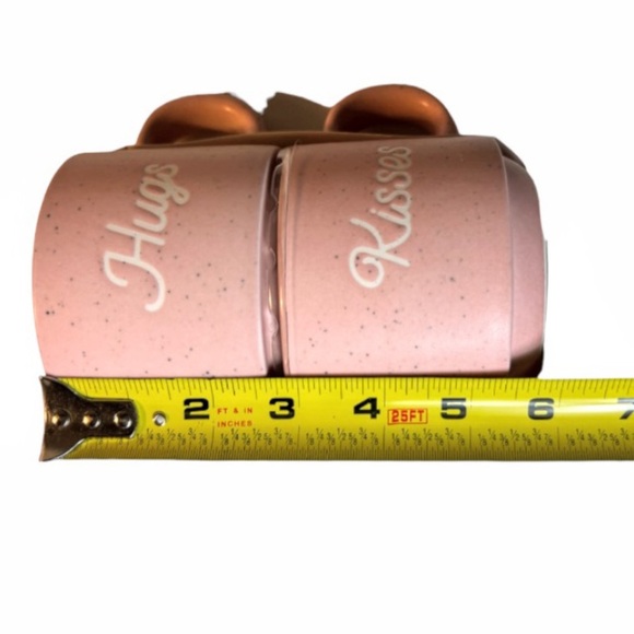 NWT Stackable Mugs Season of Love Pink Speckled Huge Kisses Set of 2 - Picture 4 of 13